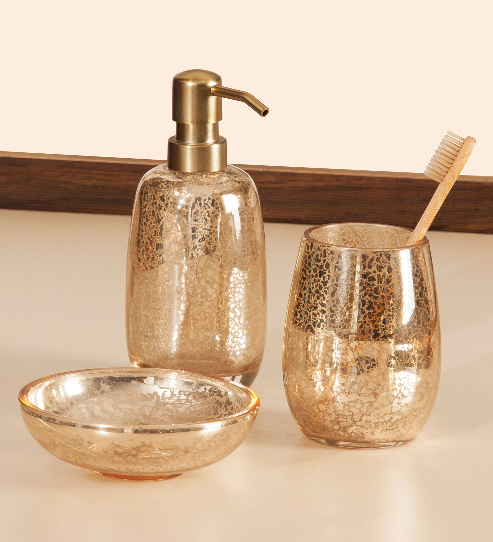 Gold Shattered Glass Bathroom Set popular