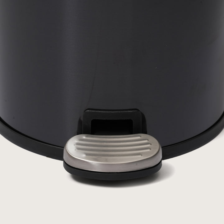 European Black Stainless Steel Pedal Dustbin - Round Step Trash Can