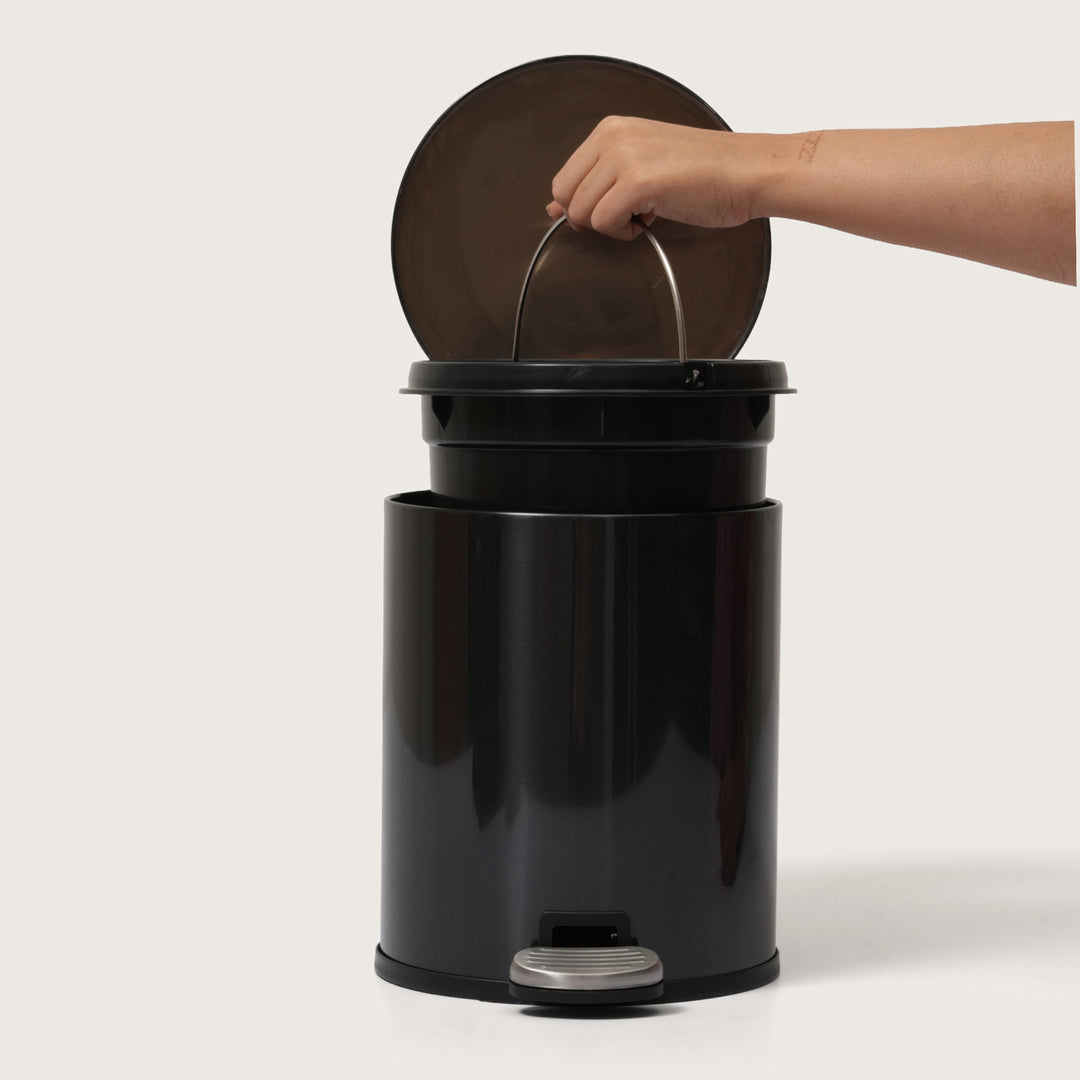 European Black Stainless Steel Pedal Dustbin - Round Step Trash Can