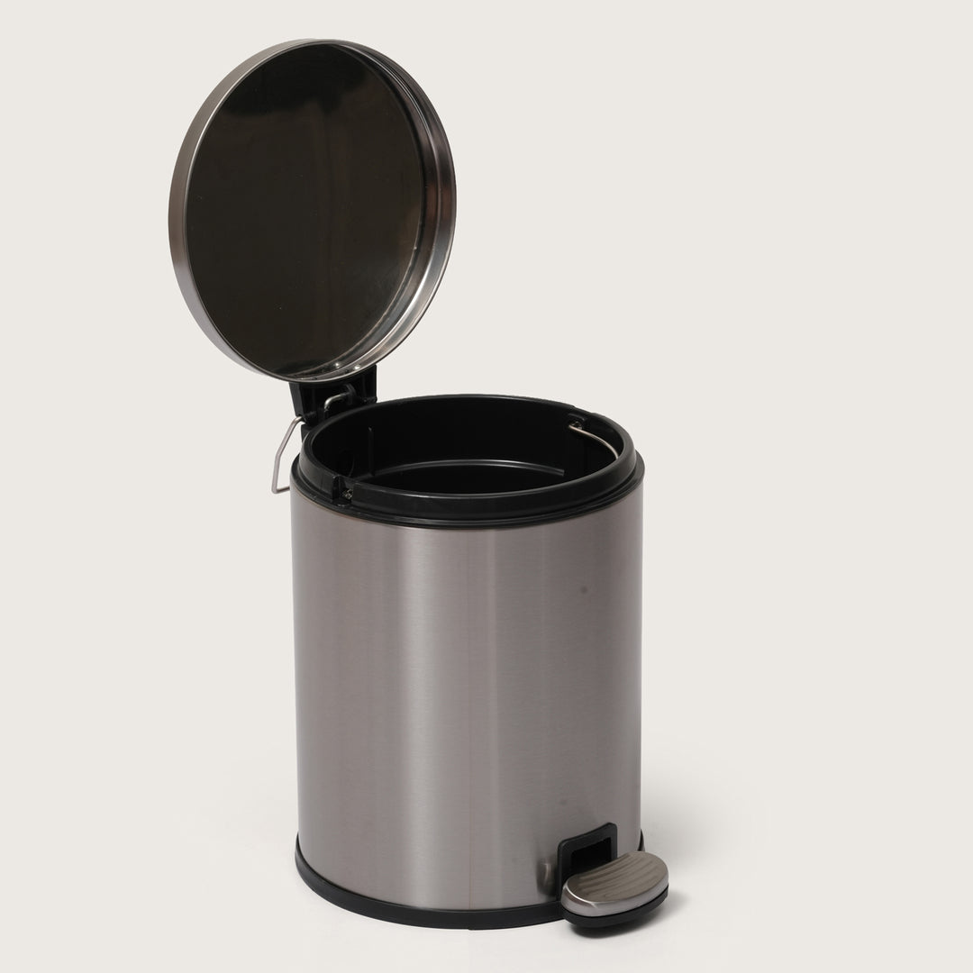 European Silver Stainless Steel Pedal Dustbin - Round Step Trash Can