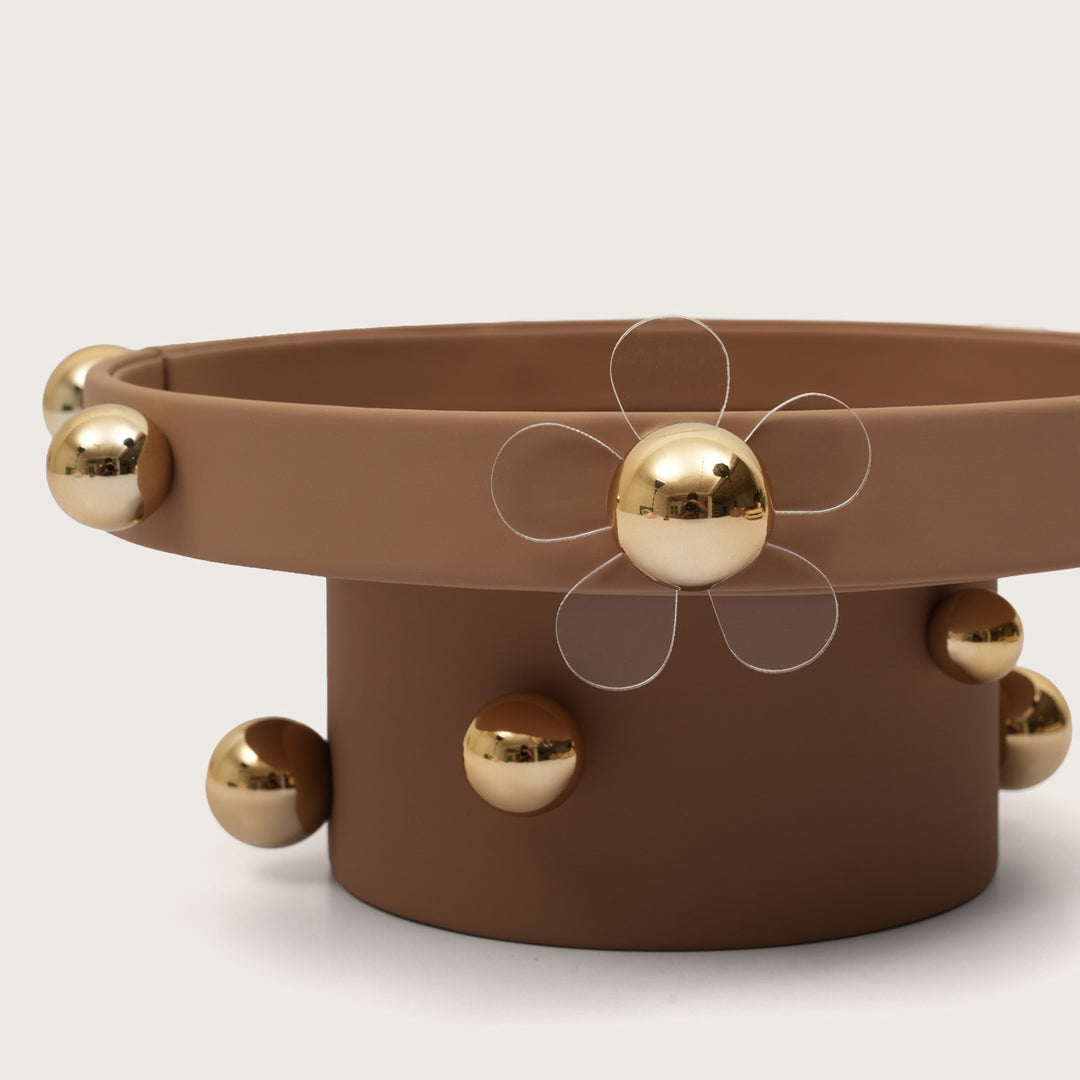 Luxe Sphere-Embellished Round Display with Acrylic Flower Accent
