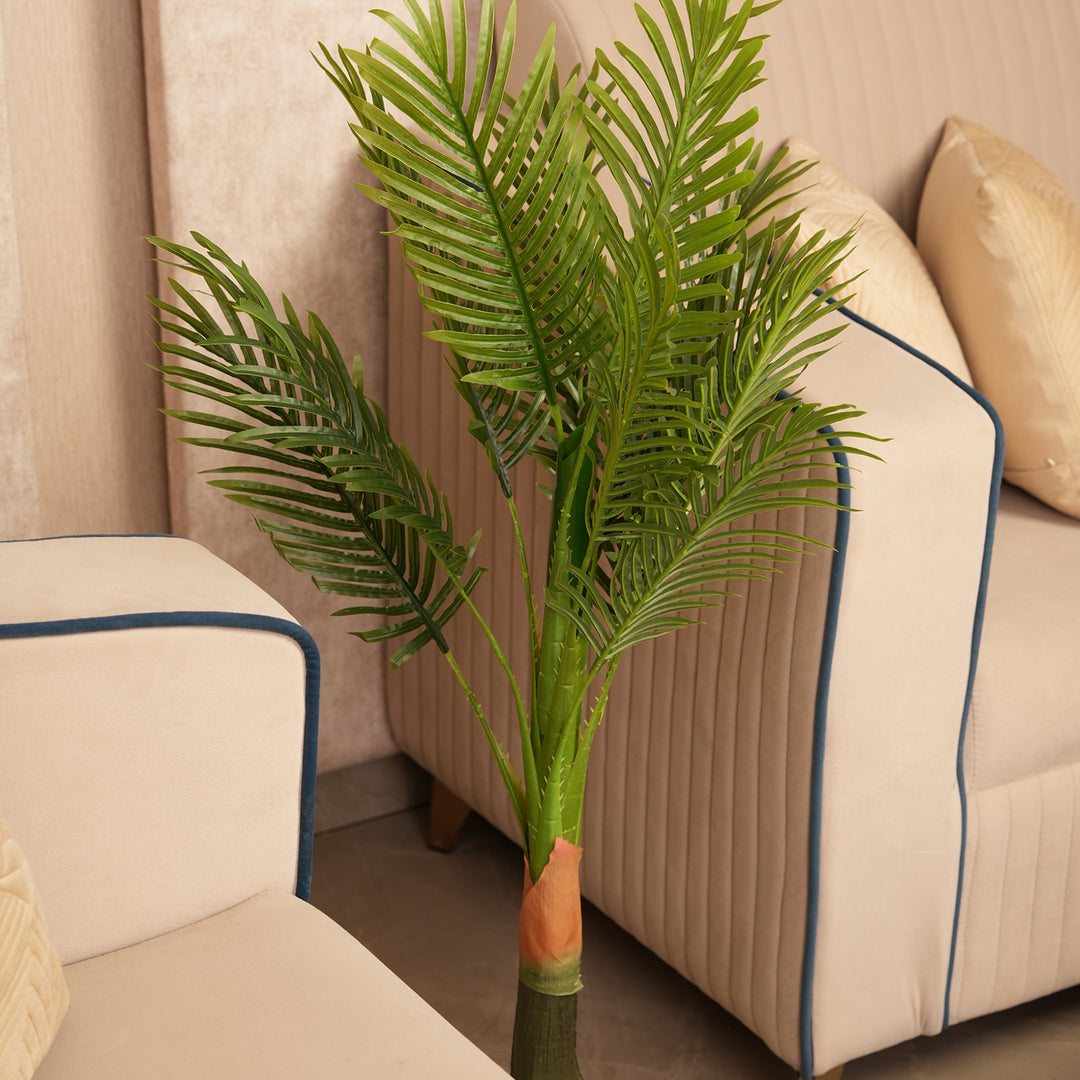 Architectural Tropical Accents in Sleek Contemporary Base