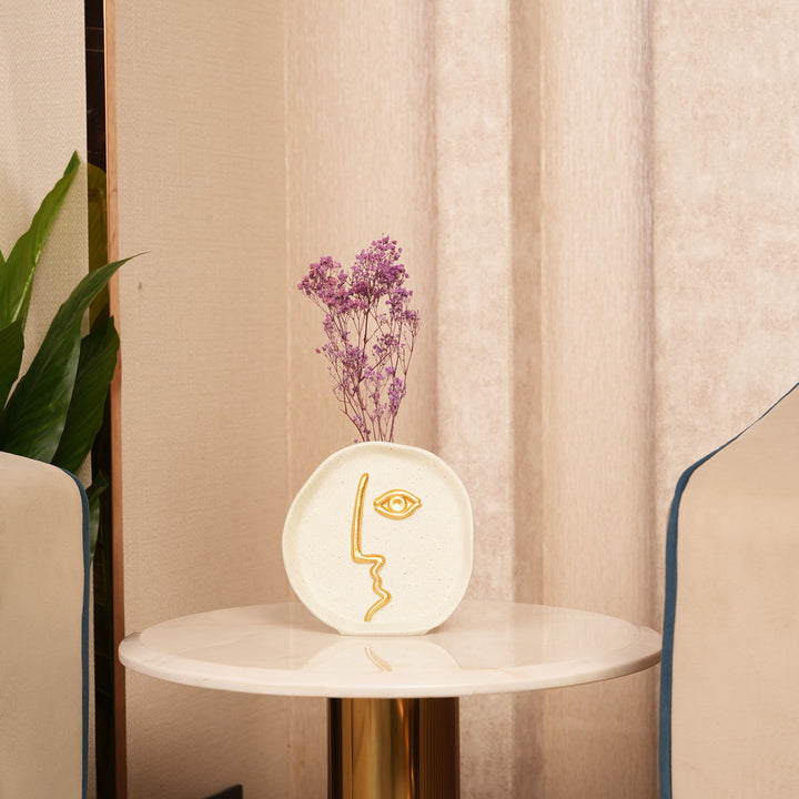 Modern Minimalist Faceline Showpiece & Vase