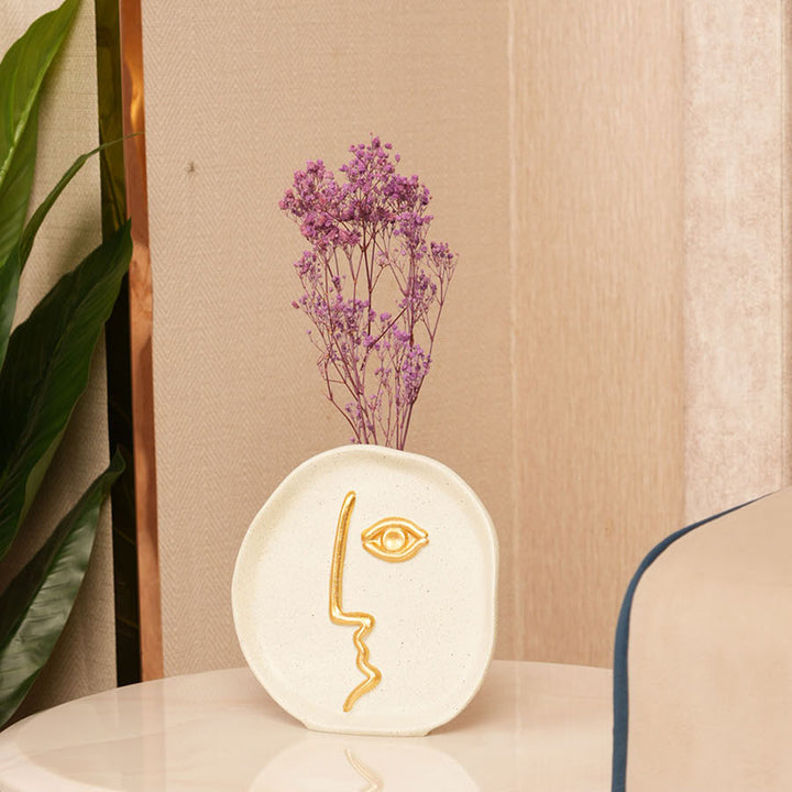 Modern Minimalist Faceline Showpiece & Vase