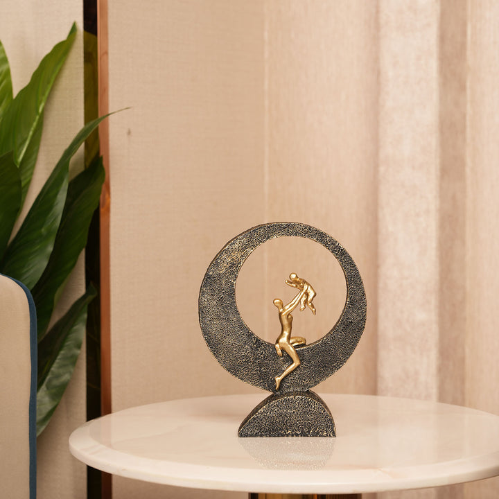 Mother & Baby Figurine with Circular Frame