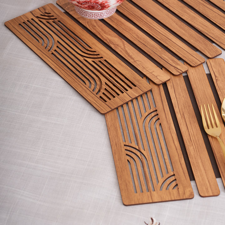 Ornate Medallion Oak-Tone Slatted Placemat 12*18 Inch - Set of 2