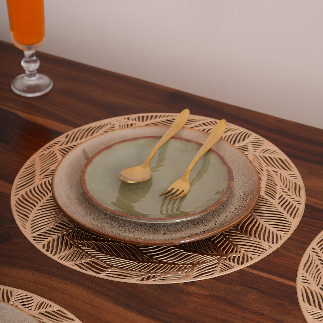 Decorative Leaf Foliage Design Placemat Set of 6