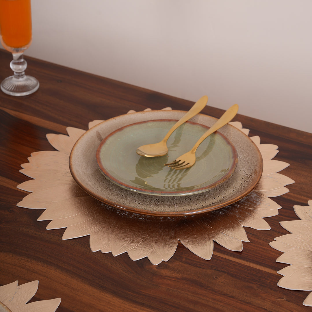 Decorative Sunflower Design Placemat Set of 6