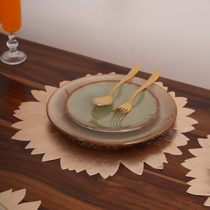 Decorative Sunflower Design Placemat Set of 6