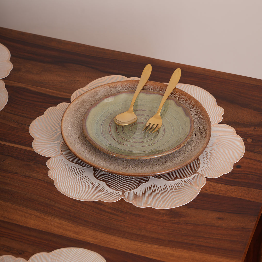 Decorative Camellia Design Placemat Set of 6