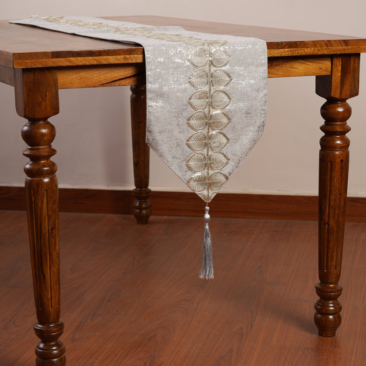 Botanical Vine Tapered Table Runner