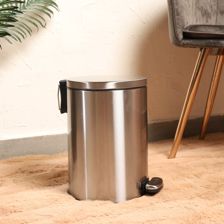 European Pedal Ss Trash Can | Soft Close Dustbin