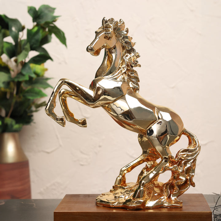 Majestic Jumping Horse Gold