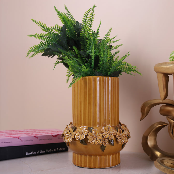 Trendy Ceramic Flower Vase Brown