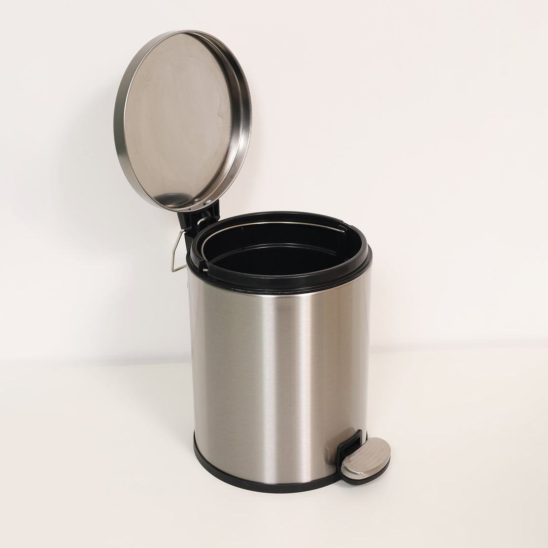 European Pedal Ss Trash Can | Soft Close Dustbin