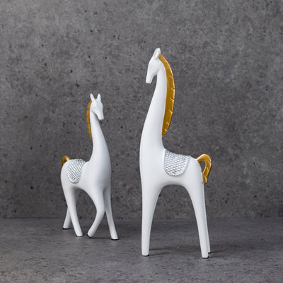 White ponies decorative pieces by Home 360