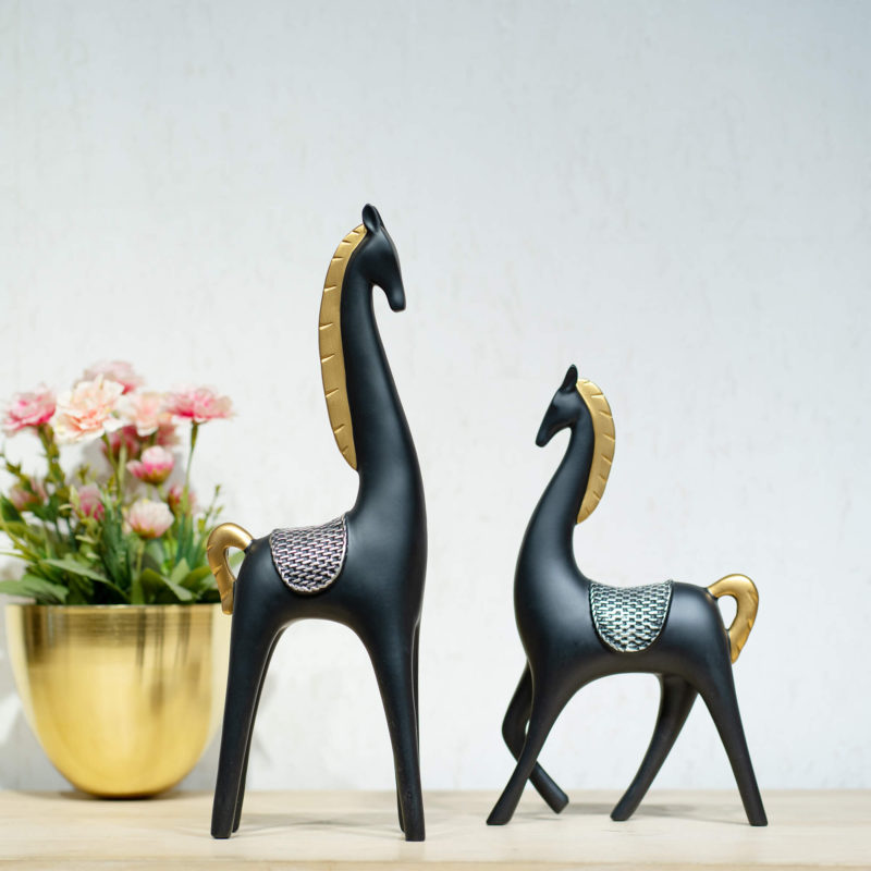 Black and gold horse statues by Home 360